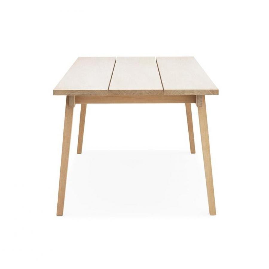 normann-copenhagen-slice-oak-dining-table-tolgy-etkezoasztal-innoconcept-design