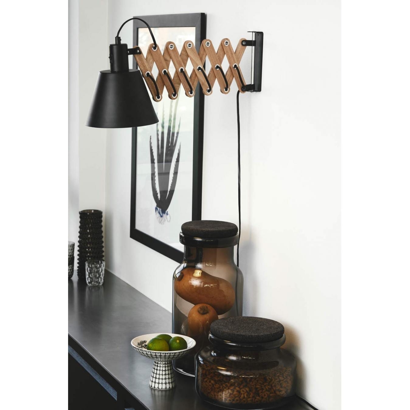 halo-design-vintage-wooden-wall-lamp-fali-lampa-falikar-innoconcept-design (1)