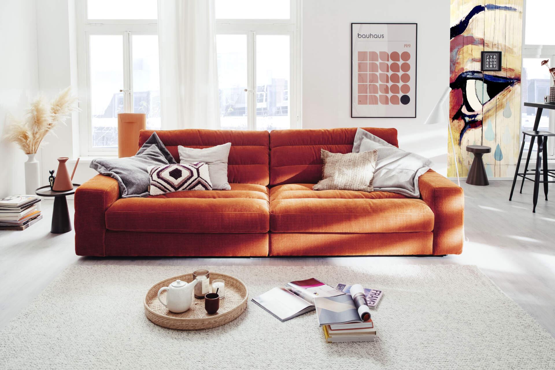 Das Sofa Stripes 3 seater sofa // Stripes 3 személyes kanapé