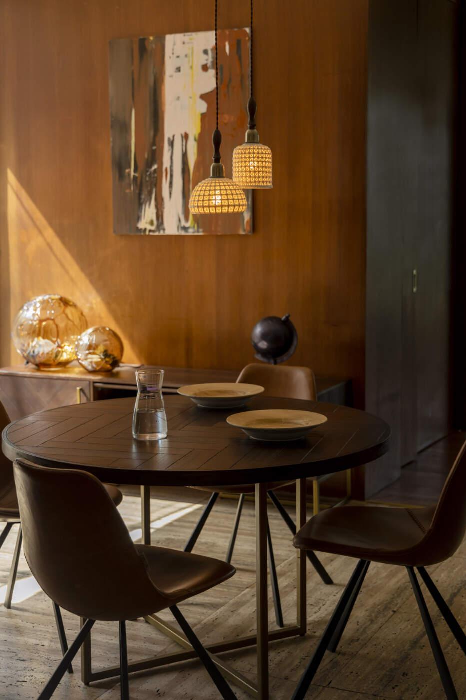 Dutchbone Class round dining table brown // Class kerek étkezőasztal barna