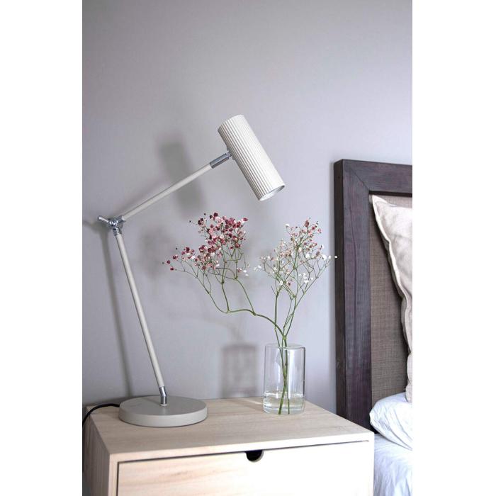 globen-lighting-hubble-desk-table-lamp-mud-HUBBLE-iroasztali-asztali-lampa-bezs