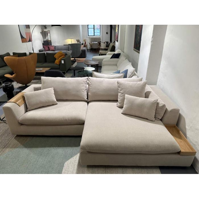 Sits Milou lounger sofa beige showroom model // Sits Milou pihenőrészes kanapé bézs bemutetótermi modell