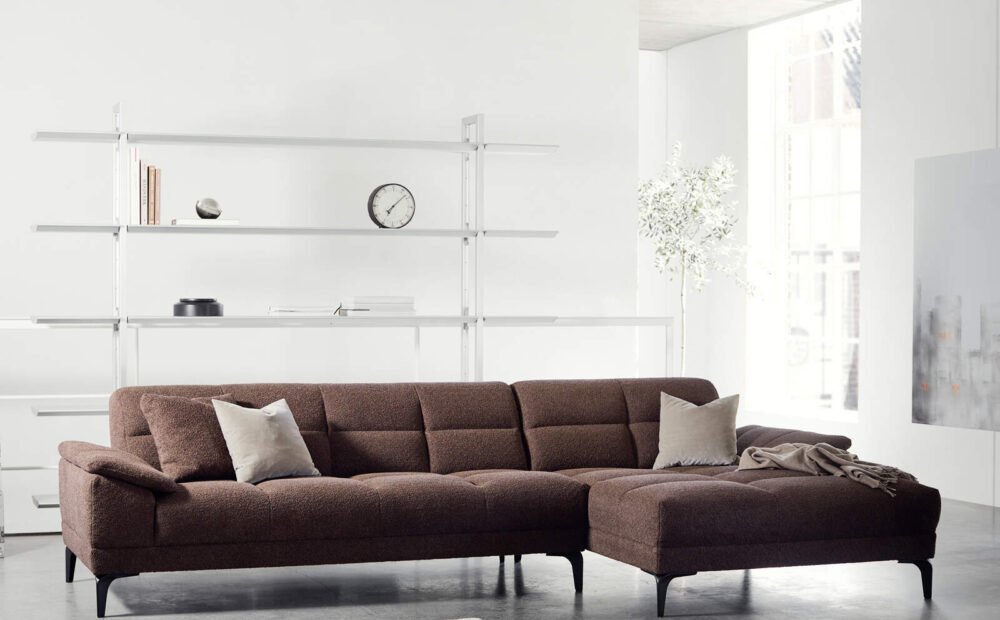 Viale 3 seater sofa with chaise lounge// Viale 3 személyes kanapé pihenőrésszel